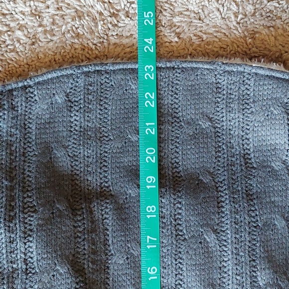 Huggle Hounds Cable Knit Dog Jacket - L - Picture 13 of 13